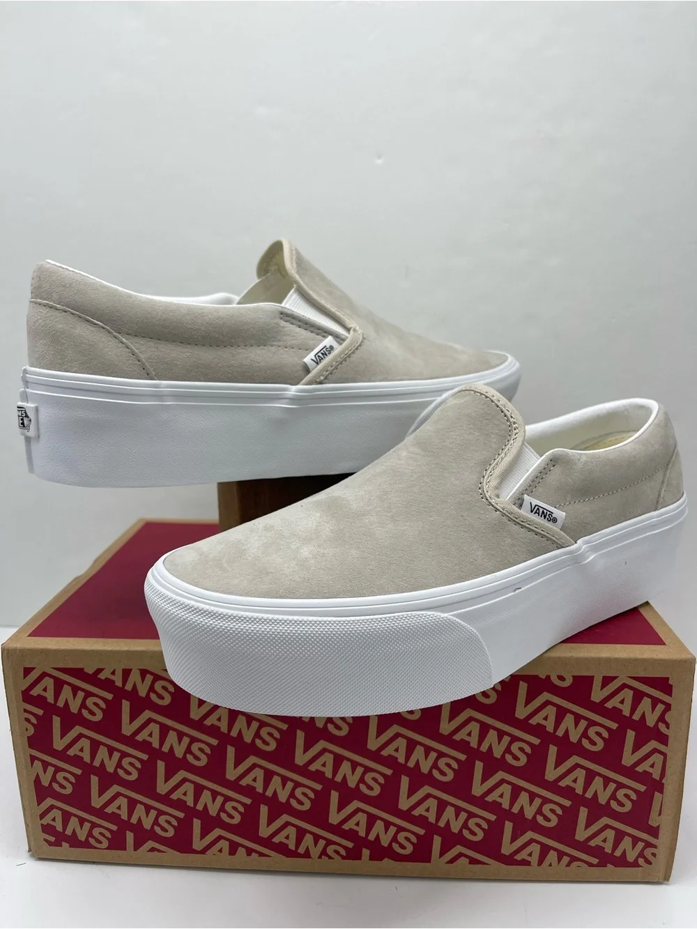 Vans Classic Slip-On Stackform Nubuck Oatmeal Platform Sneakers VN000E8C2N1 NWT